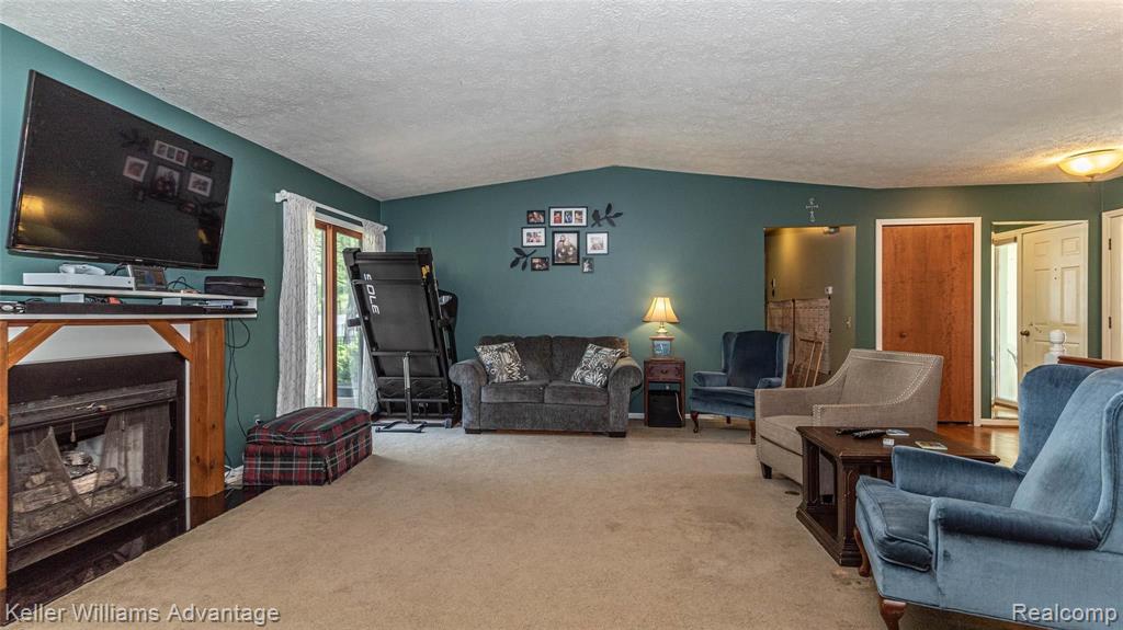3599 Beagle Road Commerce Township, MI 48382 - Photo 8 of 29