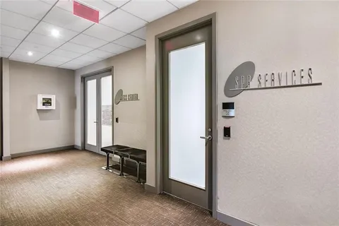 $250,000 | 3338 Peachtree Road Northeast, Unit 1105, Atlanta, GA 30326