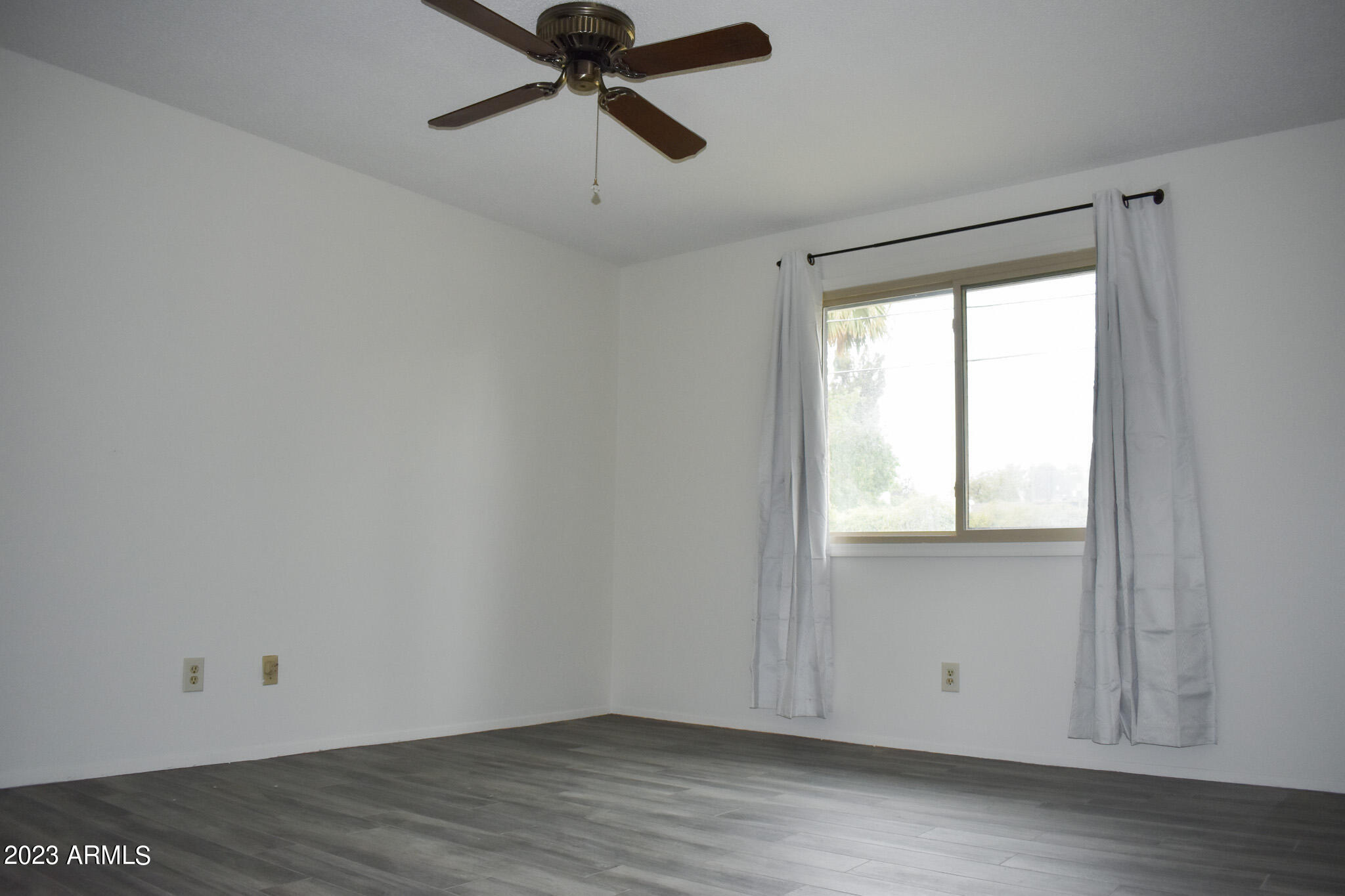 2430 South Newberry Road Tempe, AZ 85282 - Photo 20 of 27 DSC_0873