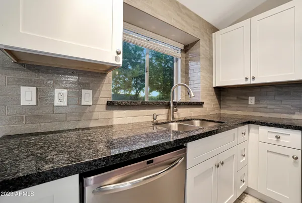 $2,900 | 3425 East Tonto Lane, Phoenix, AZ 85050