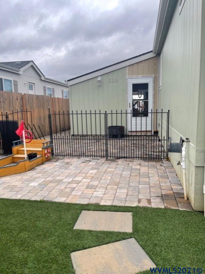 5213 Silver ( Loop, Unit 210 Salem, OR 97305 - Photo 19 of 21
