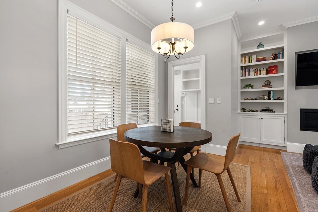 18 Jameson Road Newton, MA 02458 - Photo 11 of 31 Gallery Image 11