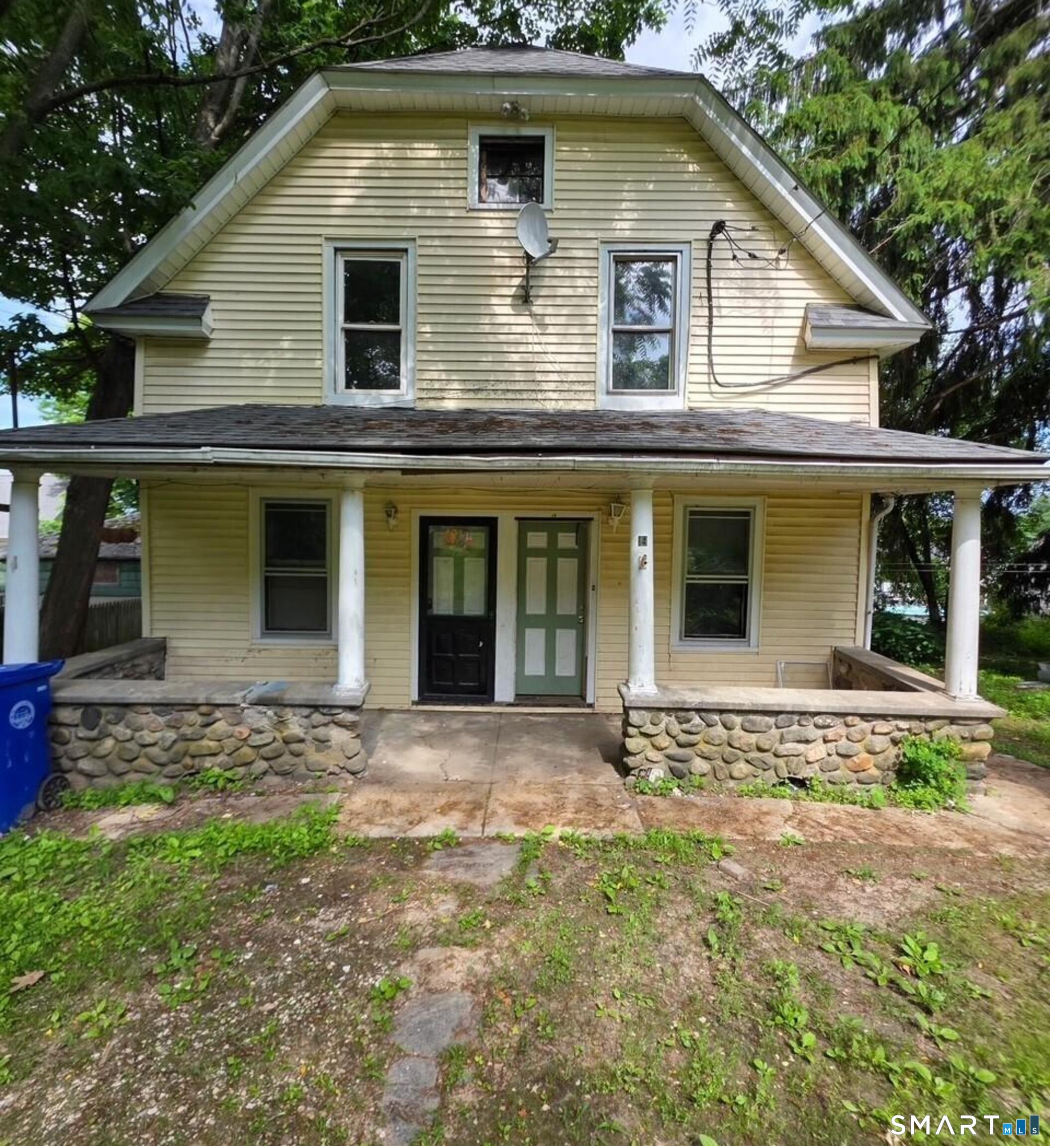 17 Hawthorne Terrace Torrington, CT 06790 - Photo 3 of 27