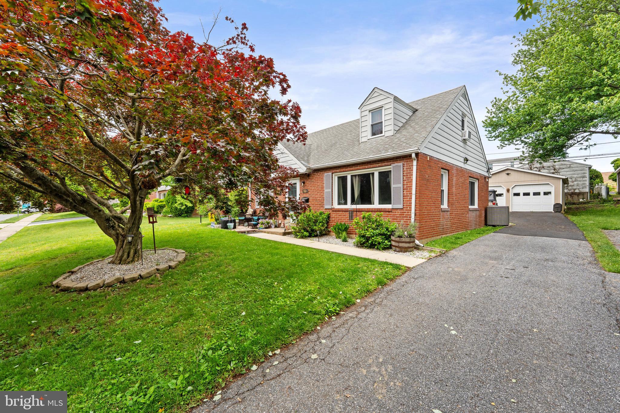 478 Granite Terrace Springfield, PA 19064 - Photo 2 of 30 Exterior