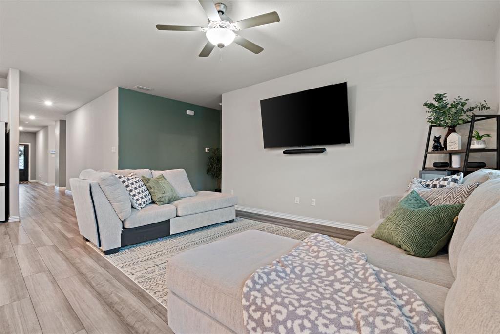 3112 Kingsgarden Road Denton, TX 76207 - Photo 19 of 19 Open floorplan