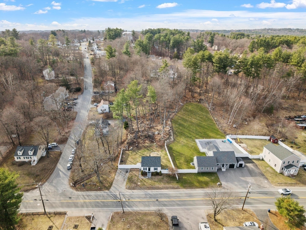 1430 Mammoth Road Dracut, MA 01826 - Photo 26 of 31