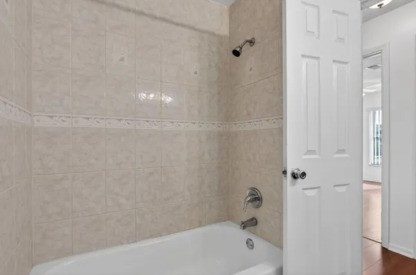 $2,700 | 7599 Northwest 73rd Terrace, Tamarac, FL 33321