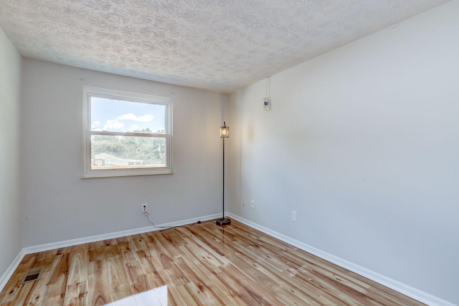1813 Del Rio Drive Hamilton, OH 45013 - Photo 22 of 24 Gallery Image 22