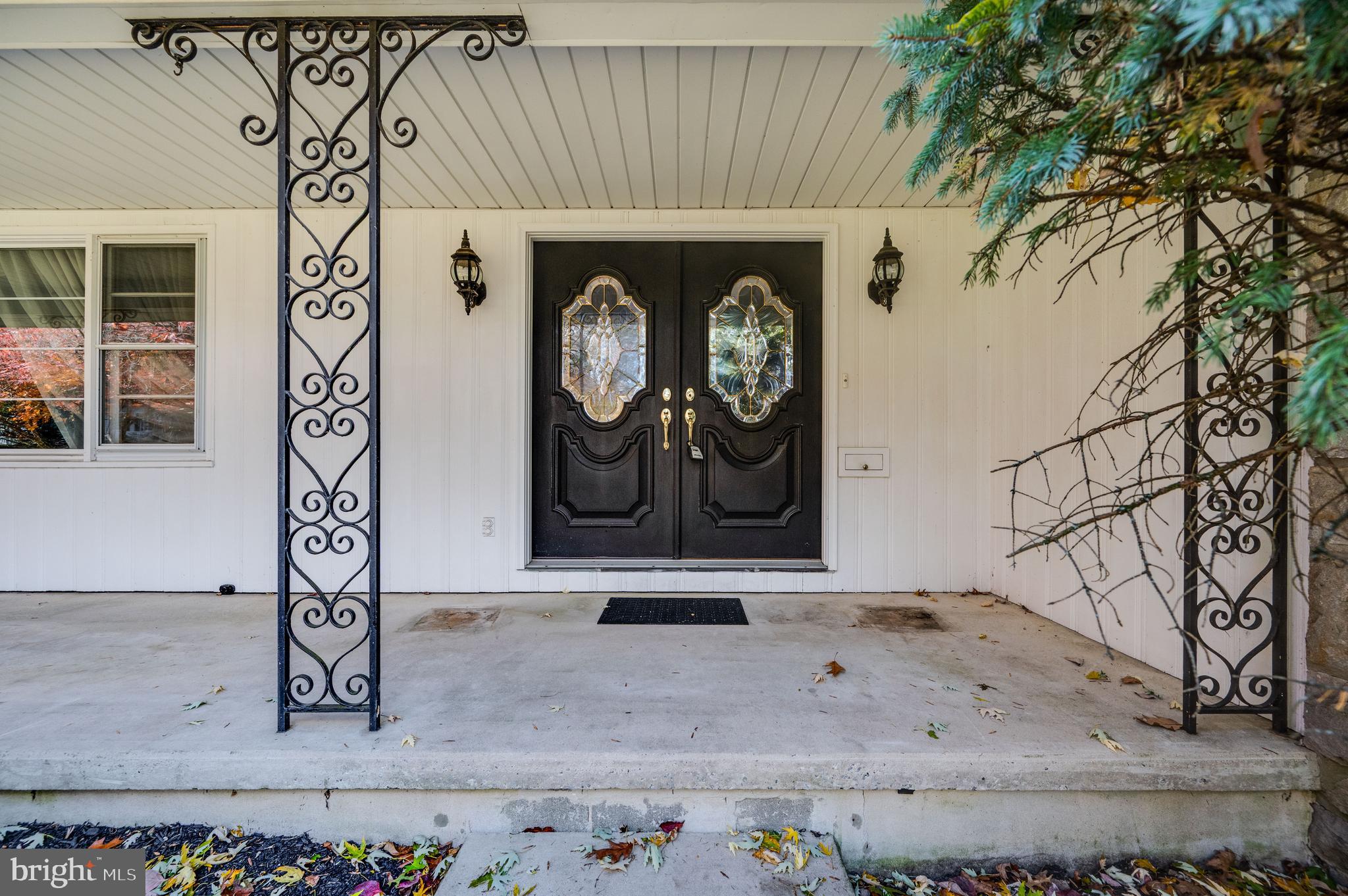 1202 Old Mill Road Wyomissing, PA 19610 - Photo 3 of 58 Front Door