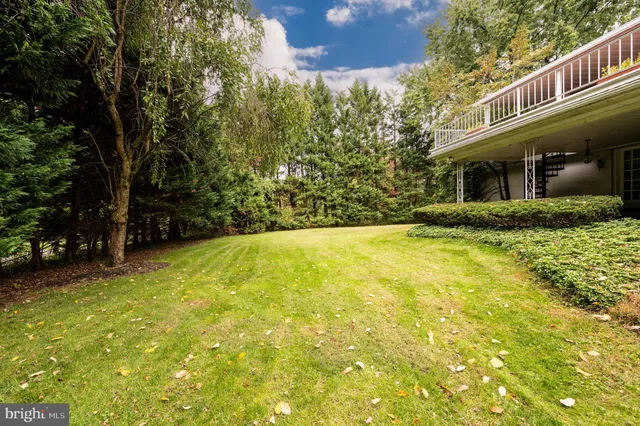 $699,000 | 1202 Old Mill Road, Wyomissing, PA 19610