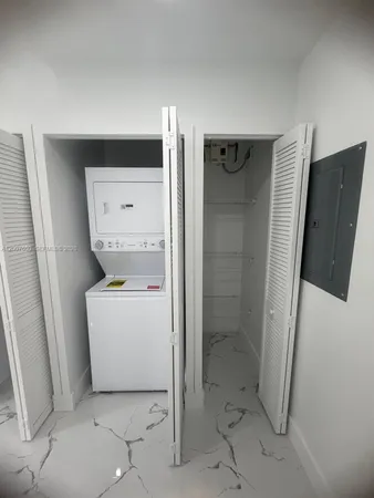 $1,750 | 2431 Northwest 23rd Street, Unit 1, Miami, FL 33142