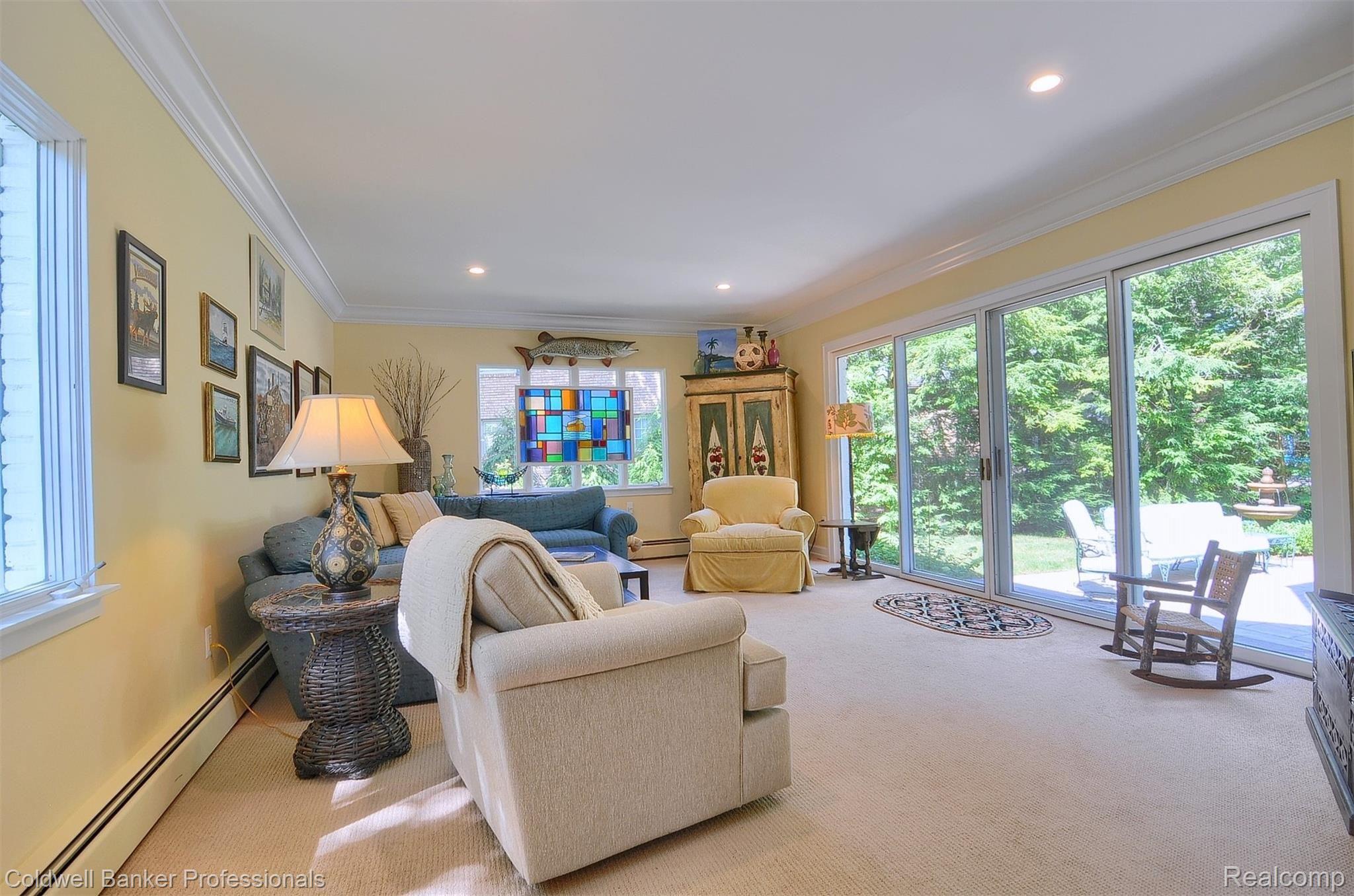 391 Cranbrook Road Bloomfield Hills, MI 48301 - Photo 6 of 35 5-Living Room.jpg