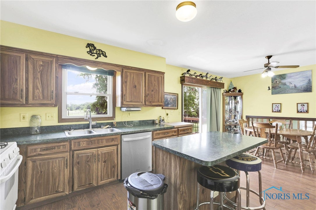 1856 North Wynn Road Oregon, OH 43616 - Photo 15 of 41 Gallery Image 15