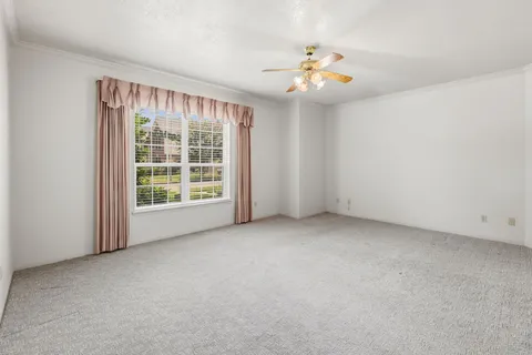 $388,000 | 14415 Autumn Cyn Trace, Houston, TX 77062