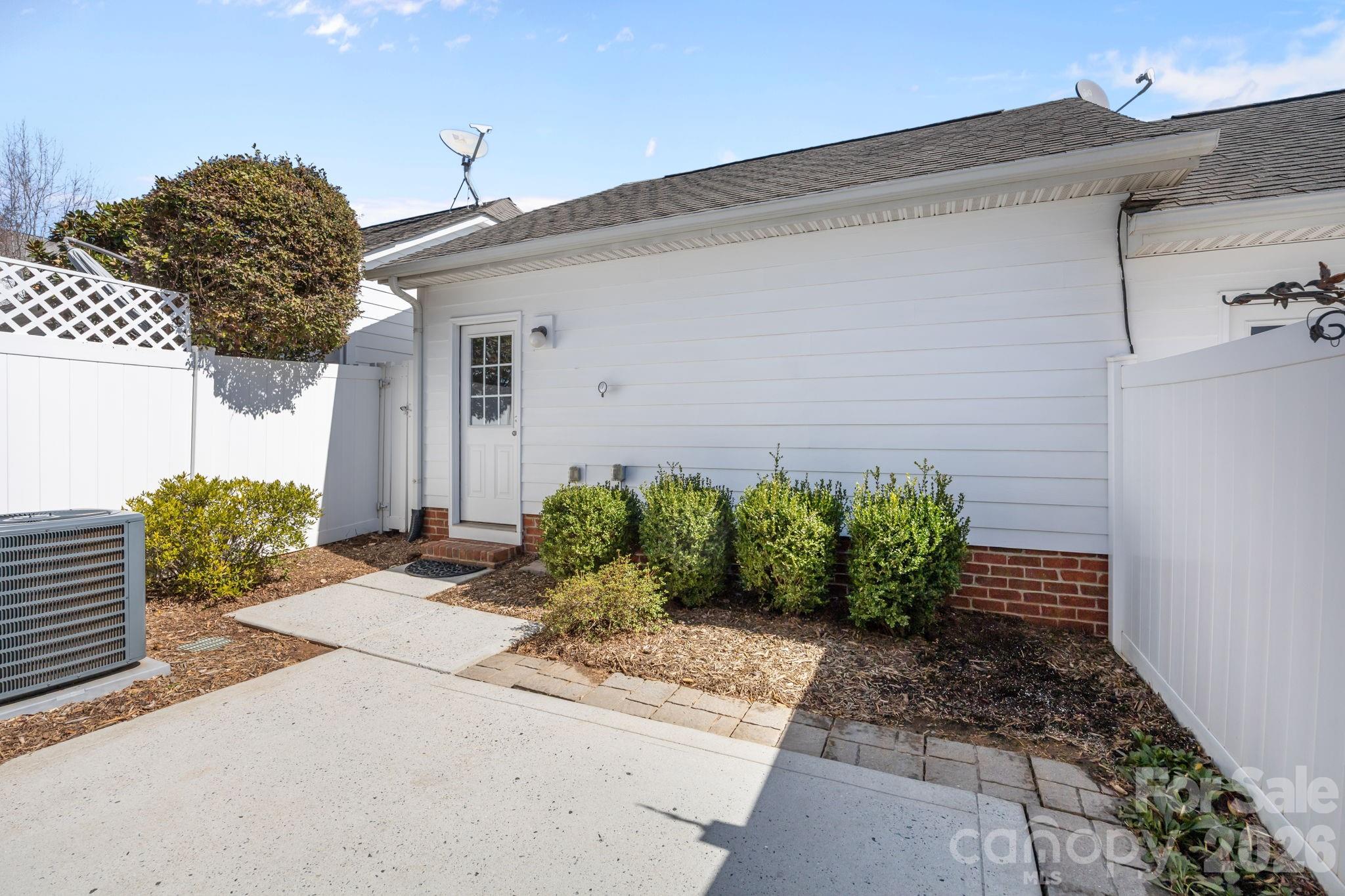738 Naramore Street Davidson, NC 28036 - Photo 29 of 34