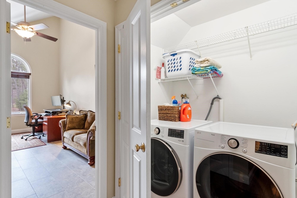 218 Rangeway Road, Unit 292 Billerica, MA 01862 - Photo 28 of 40