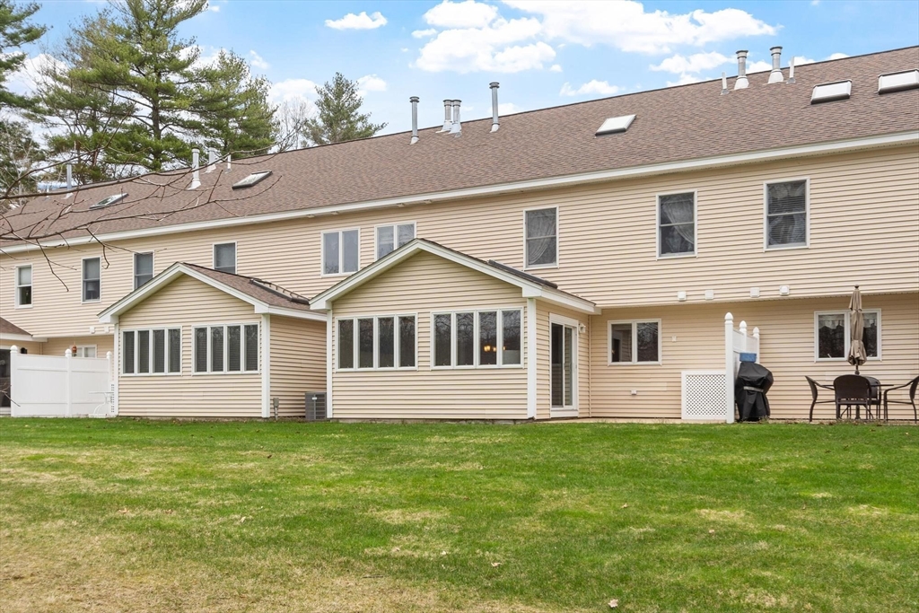218 Rangeway Road, Unit 292 Billerica, MA 01862 - Photo 35 of 40