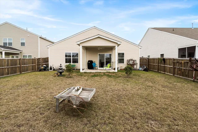 $359,999 | 226 Clydesdale Circle, Summerville, SC 29486