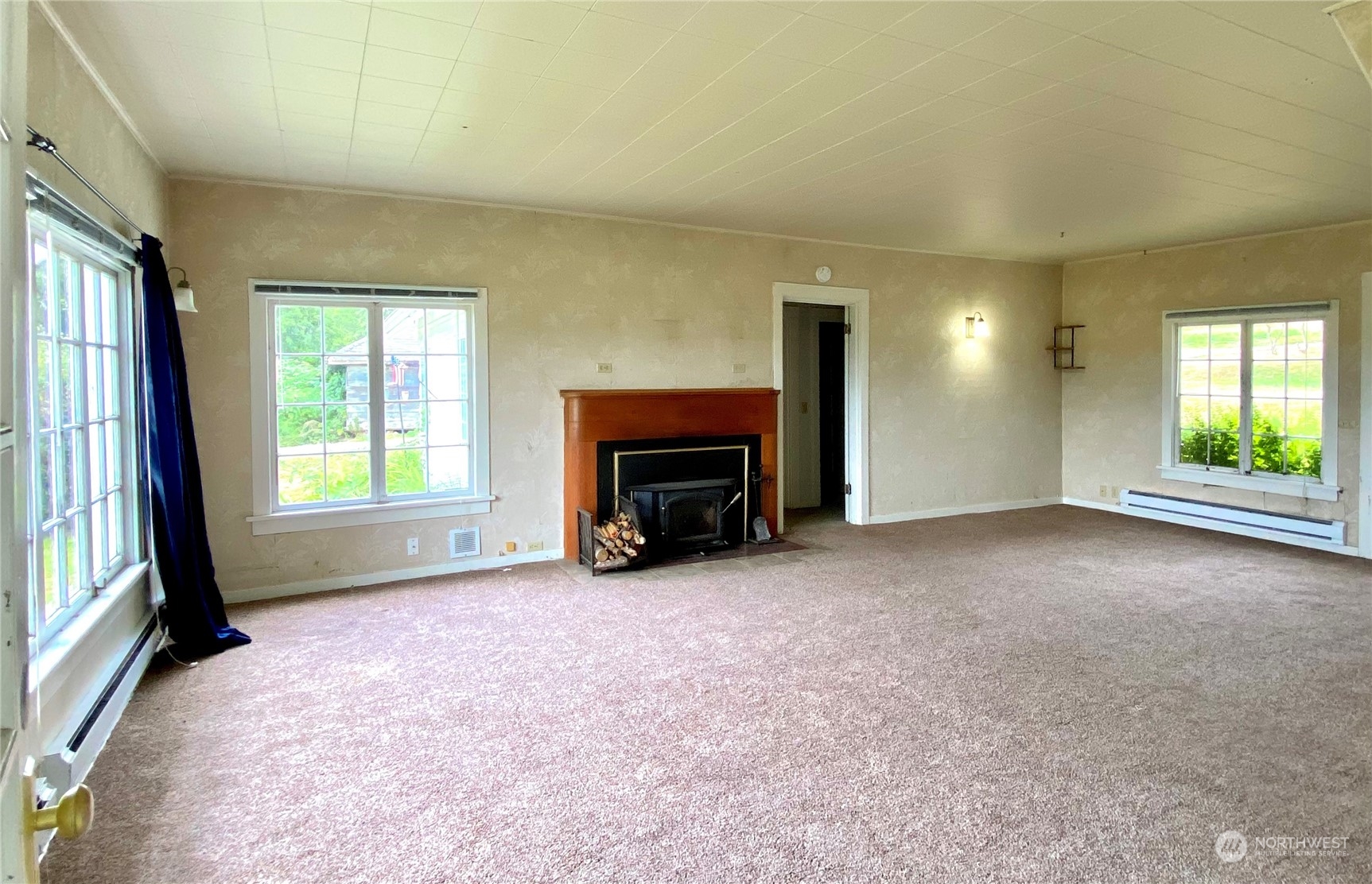 5059 Jones Road Oak Harbor, WA 98277 - Photo 12 of 40 Gallery Image 12