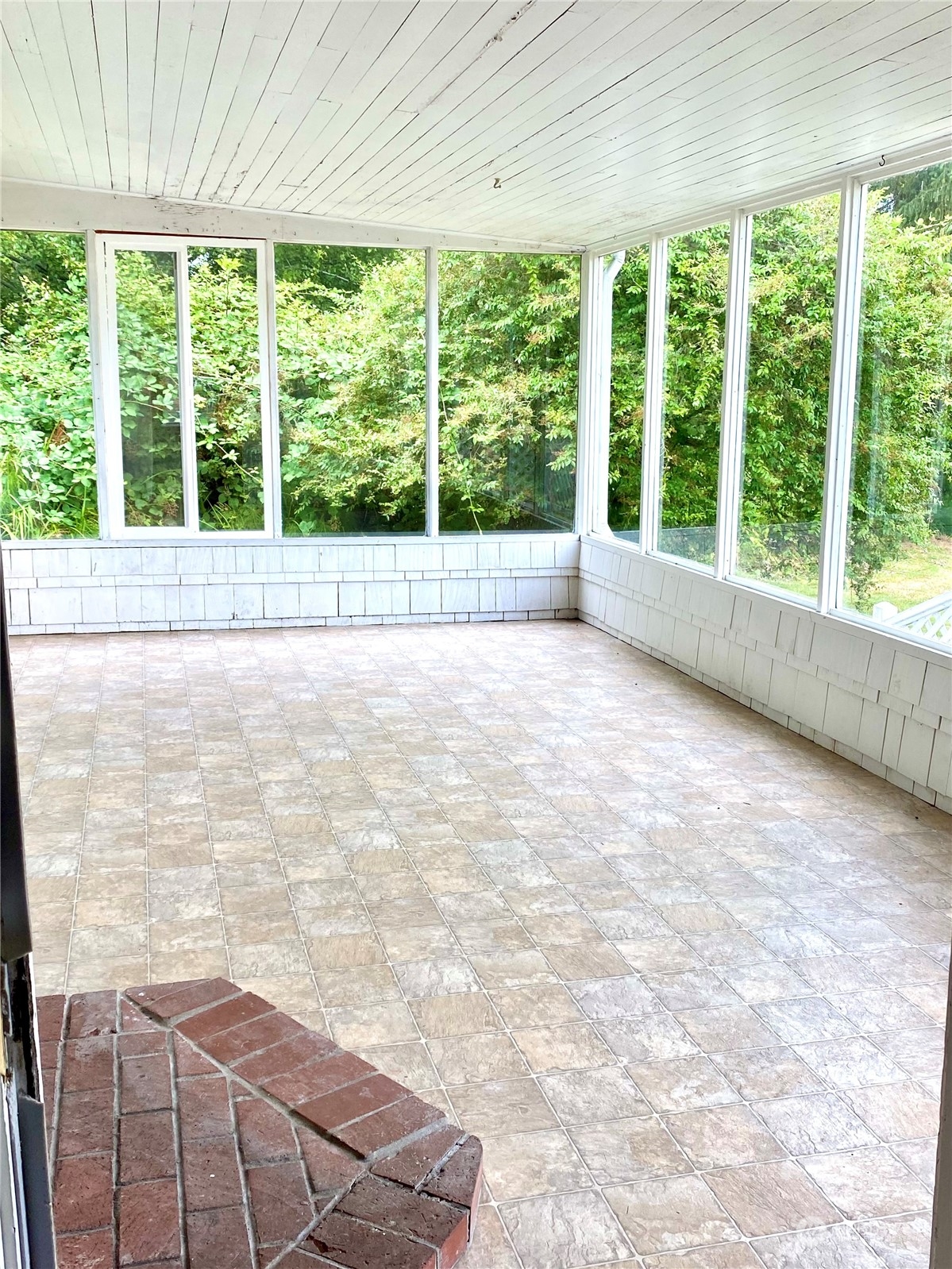 5059 Jones Road Oak Harbor, WA 98277 - Photo 6 of 40 Gallery Image 6