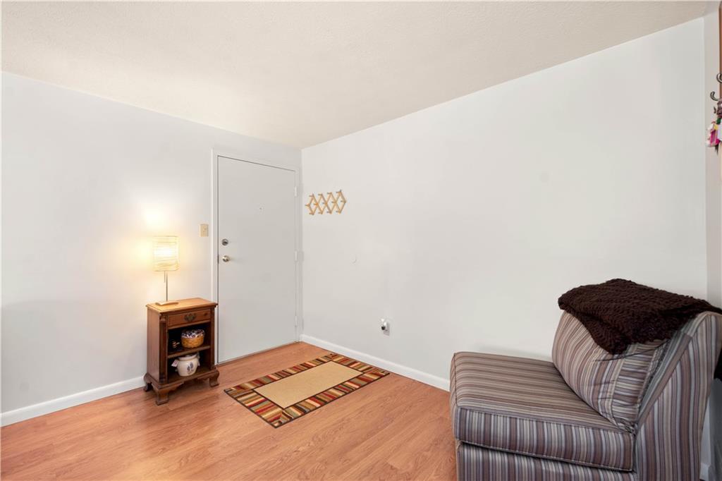 329 Ridge Point Circle, Unit 32B Bridgeville, PA 15017 - Photo 4 of 25