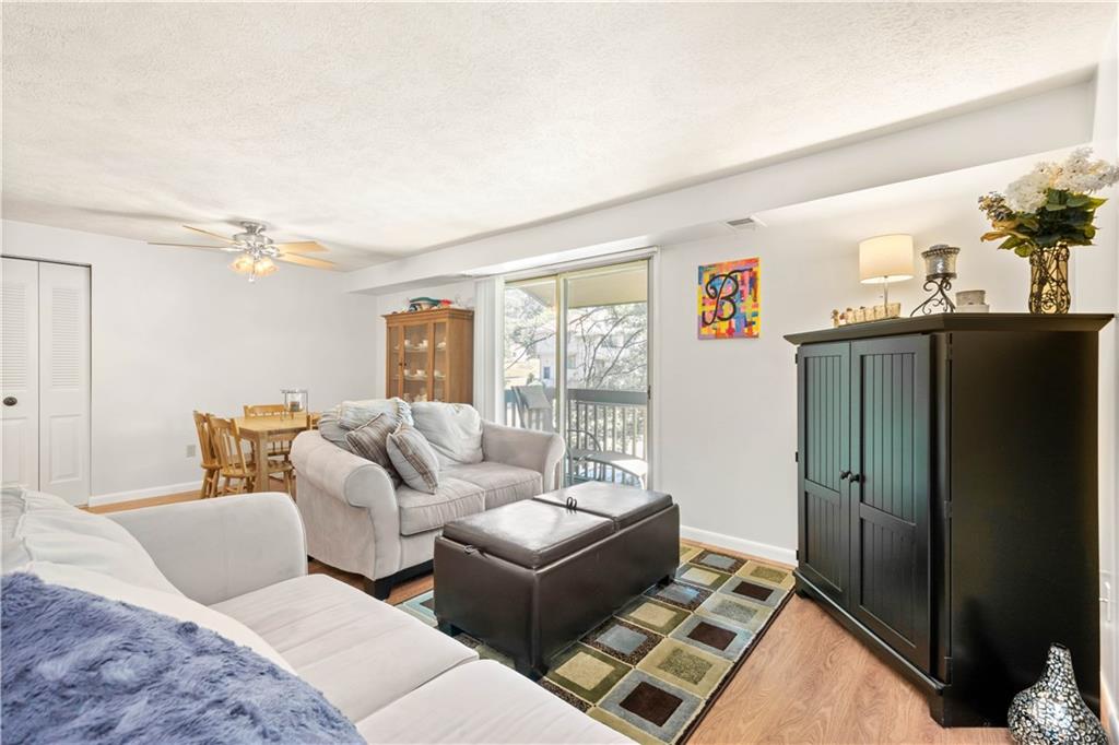 329 Ridge Point Circle, Unit 32B Bridgeville, PA 15017 - Photo 6 of 25