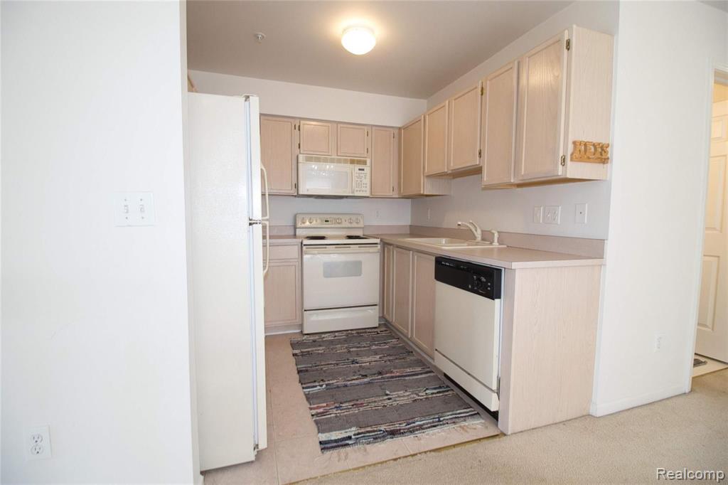 4320 Maple Street Dearborn, MI 48126 - Photo 20 of 33