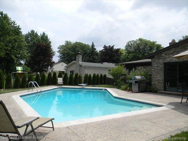 2245 Traverse Drive Troy, MI 48083 - Photo 18 of 21 Inviting Inground Pool