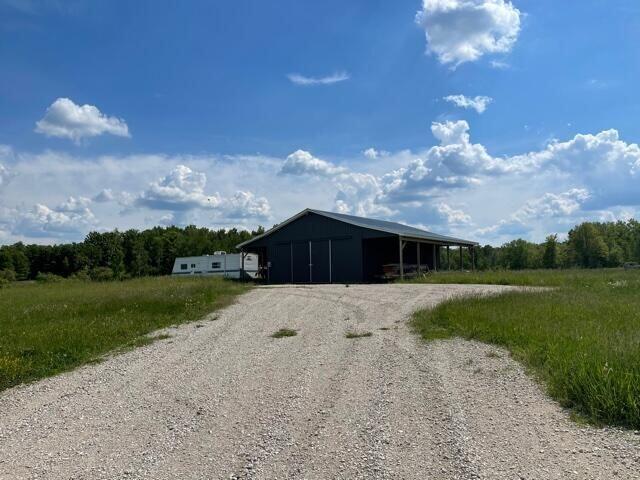 5120 South Deer Lake Road Reed City, MI 49677 - Photo 9 of 14 20210602200628151554000000-o