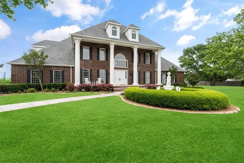 $2,595,000 | 343 East Town East Boulevard, Sunnyvale, TX 75182
