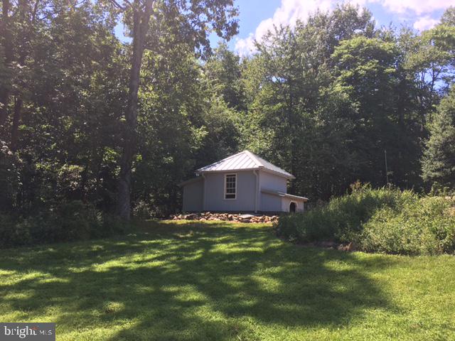 6138 Old Bust Head Road Broad Run, VA 20137 - Photo 8 of 17 Gallery Image 8