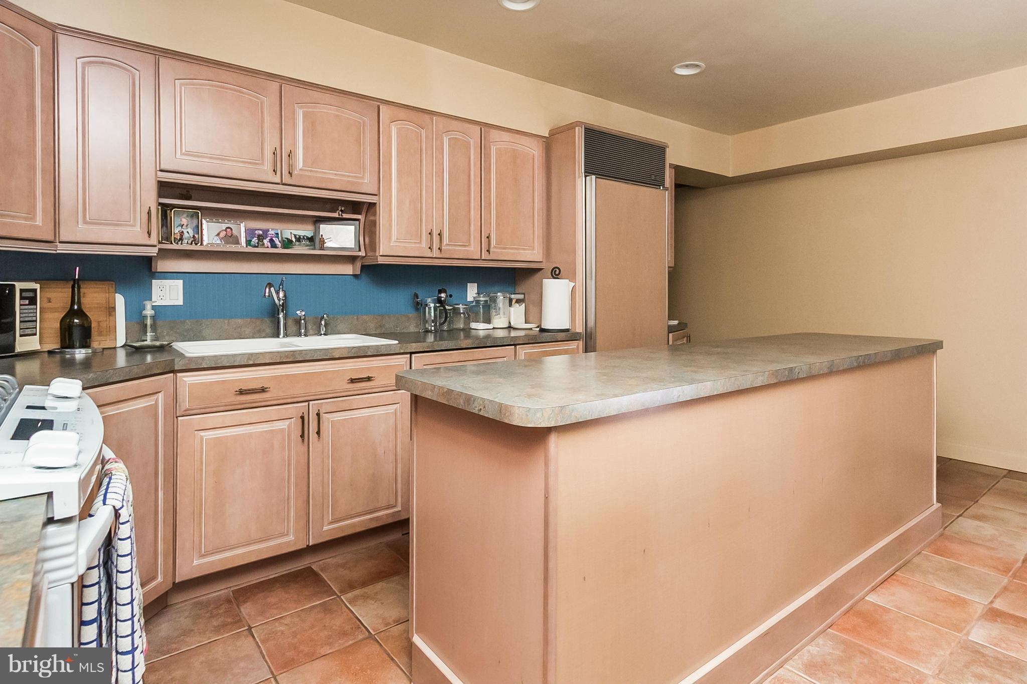 14 Cross Keys Road, Unit 14E Baltimore, MD 21210 - Photo 16 of 30 Kitchen
