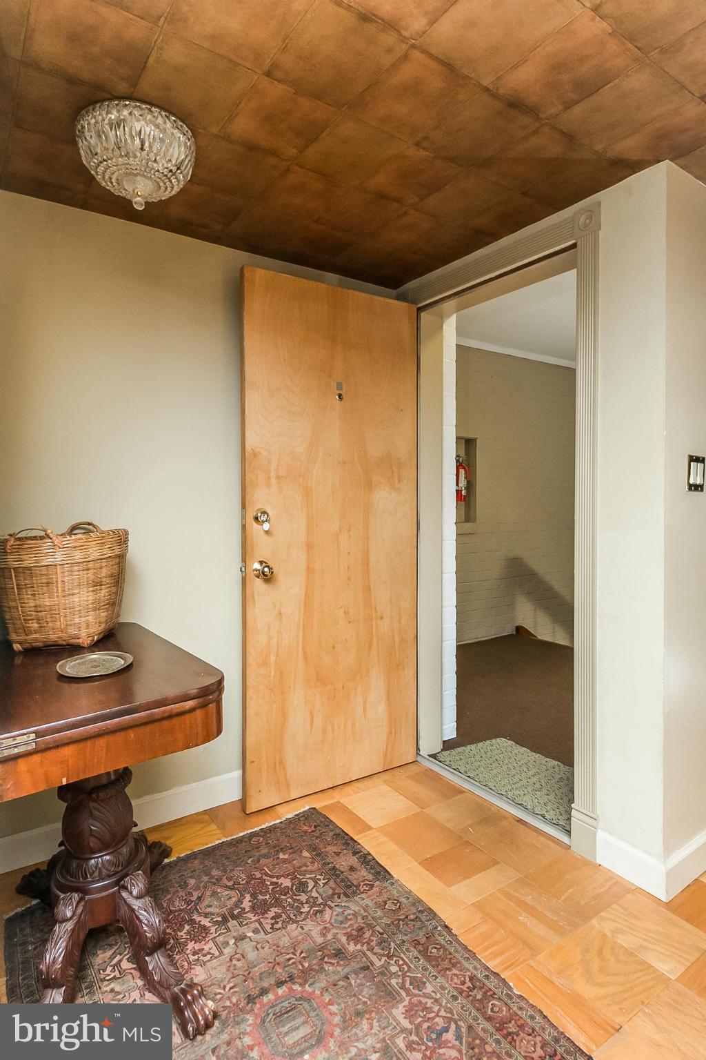 14 Cross Keys Road, Unit 14E Baltimore, MD 21210 - Photo 3 of 30 Interior (General)