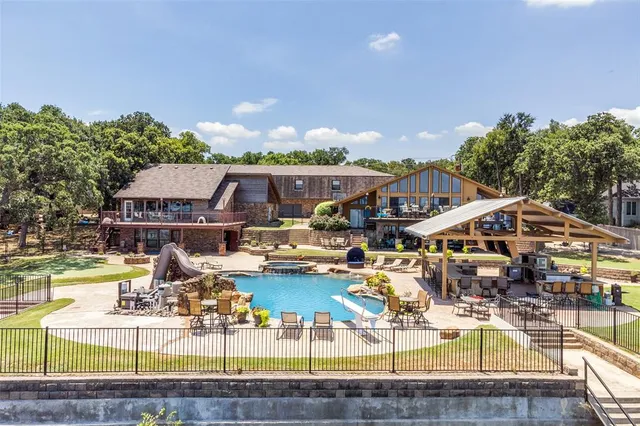 $2,895,000 | 6600 Wells Burnett Road, Fort Worth, TX 76135