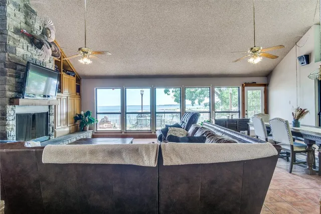 $2,895,000 | 6600 Wells Burnett Road, Fort Worth, TX 76135