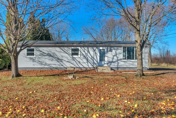 $2,750 | 340 South State Road 2, Hebron, IN 46341