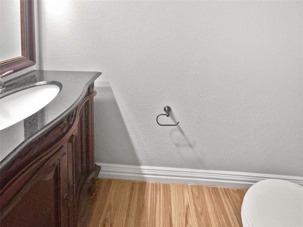 2214 Tree Top Court Granbury, TX 76049 - Photo 15 of 23