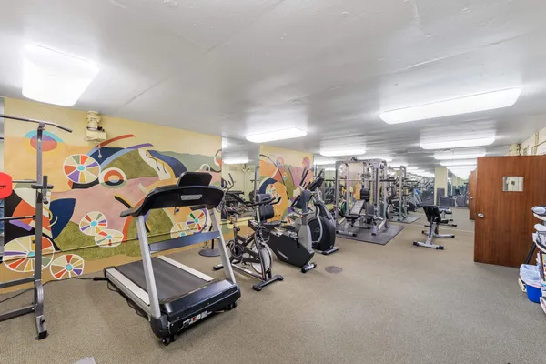 $160,000 | 2195 Poplar Avenue, Unit 207, Memphis, TN 38104