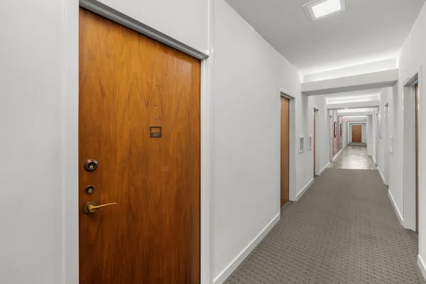 $160,000 | 2195 Poplar Avenue, Unit 207, Memphis, TN 38104