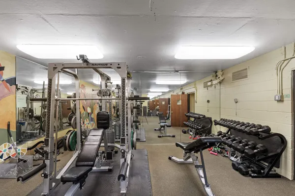 $160,000 | 2195 Poplar Avenue, Unit 207, Memphis, TN 38104