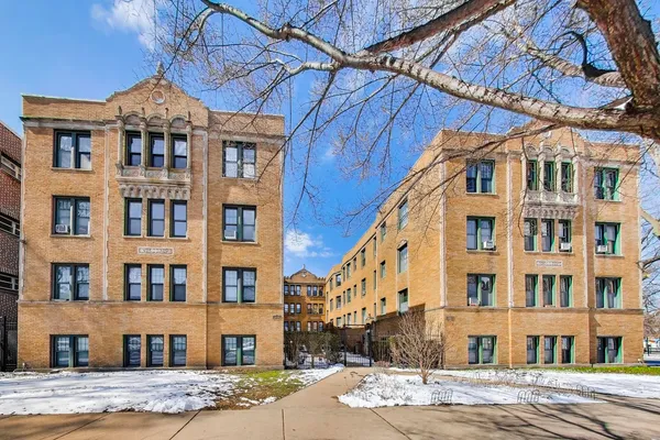 $198,000 | 142 Clyde Avenue, Unit 3W, Evanston, IL 60202