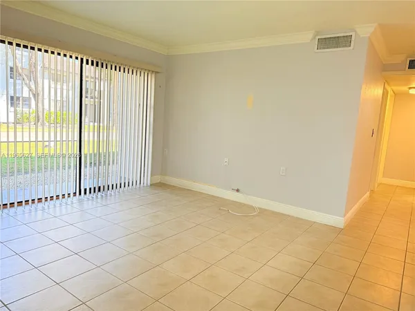 $2,280 | 7140 Northwest 179th Street, Unit 107, Hialeah, FL 33015