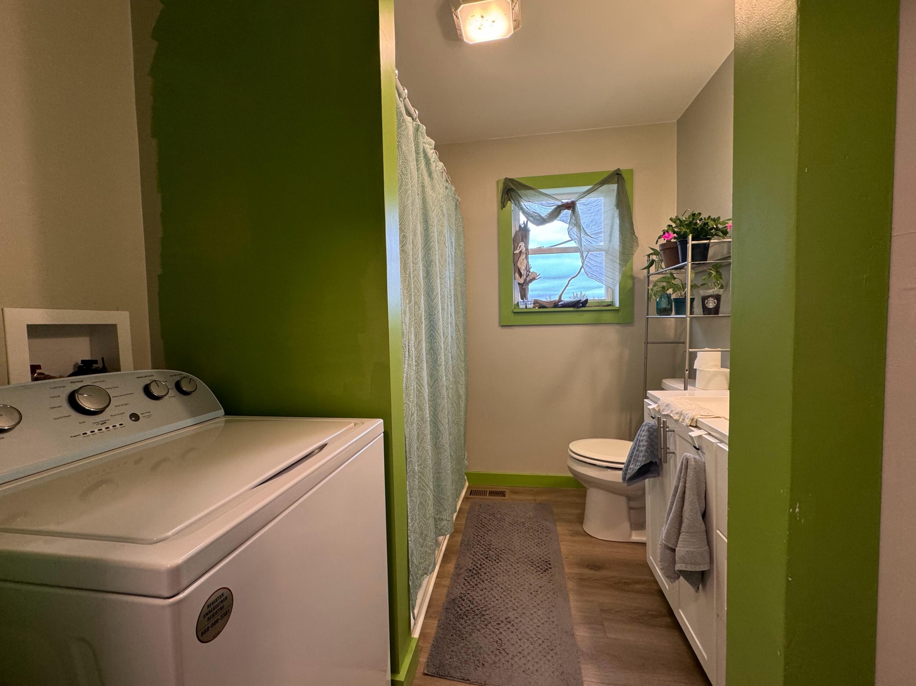 4190 Trapp-Goffs Cor Road Winchester, KY 40391 - Photo 13 of 21 bathroom