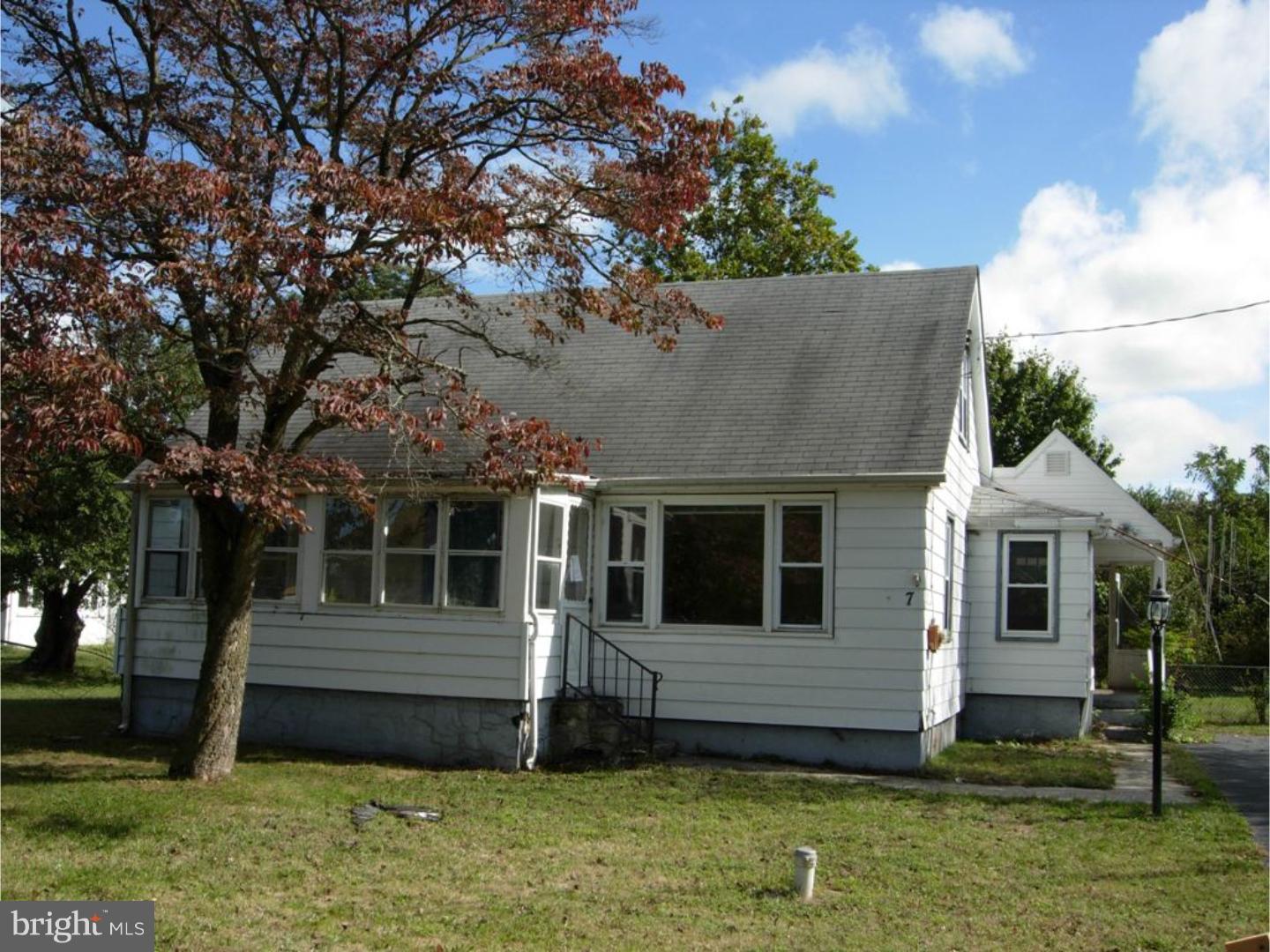 7 South Tilbury Road Salem, NJ 08079 - Photo 1 of 14