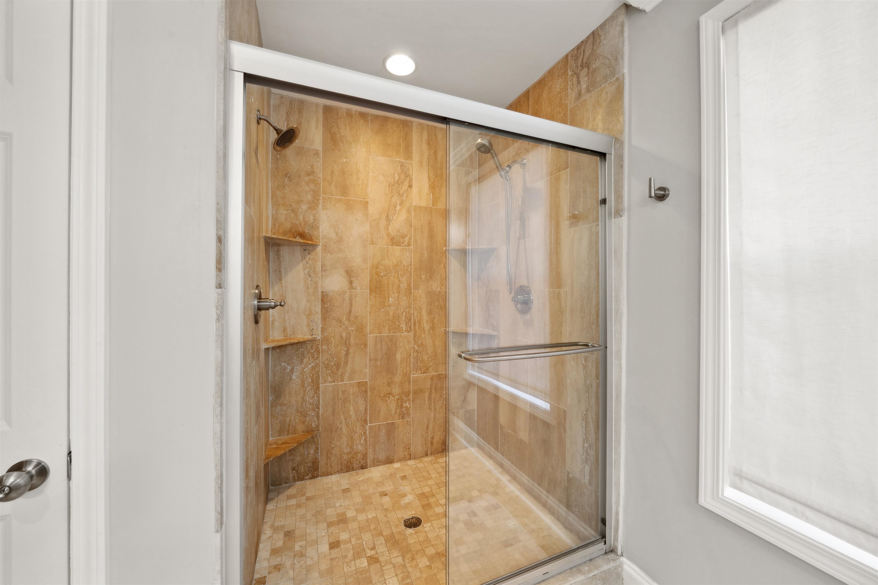 3794 Rosedale Drive Memphis, TN 38111 - Photo 19 of 33 Full bathroom featuring a stall shower