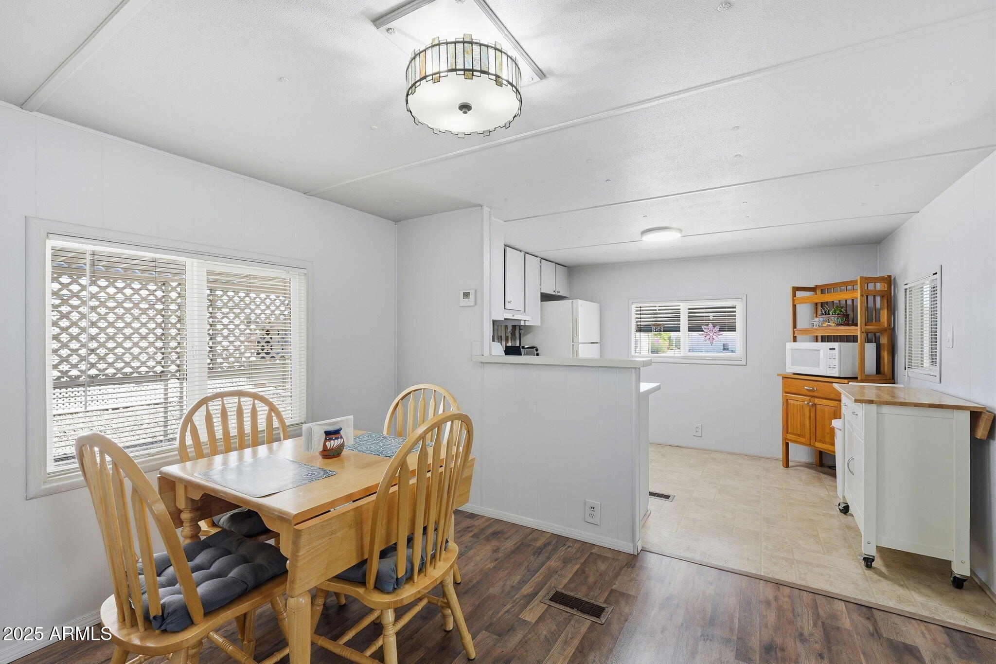 2100 North Trekell Road, Unit 16 Casa Grande, AZ 85122 - Photo 4 of 31 Dining Area