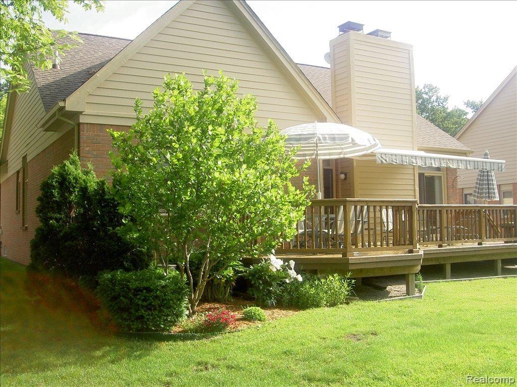 1115 Bluebird Drive, Unit 51 Rochester, MI 48307 - Photo 5 of 24 Ext. Rear View.05