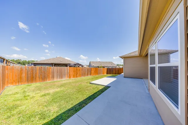 $335,000 | 1704 Cindy Lane, Conroe, TX 77304