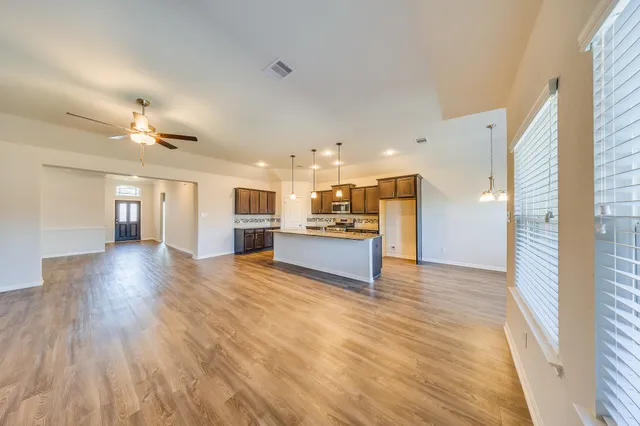 $335,000 | 1704 Cindy Lane, Conroe, TX 77304