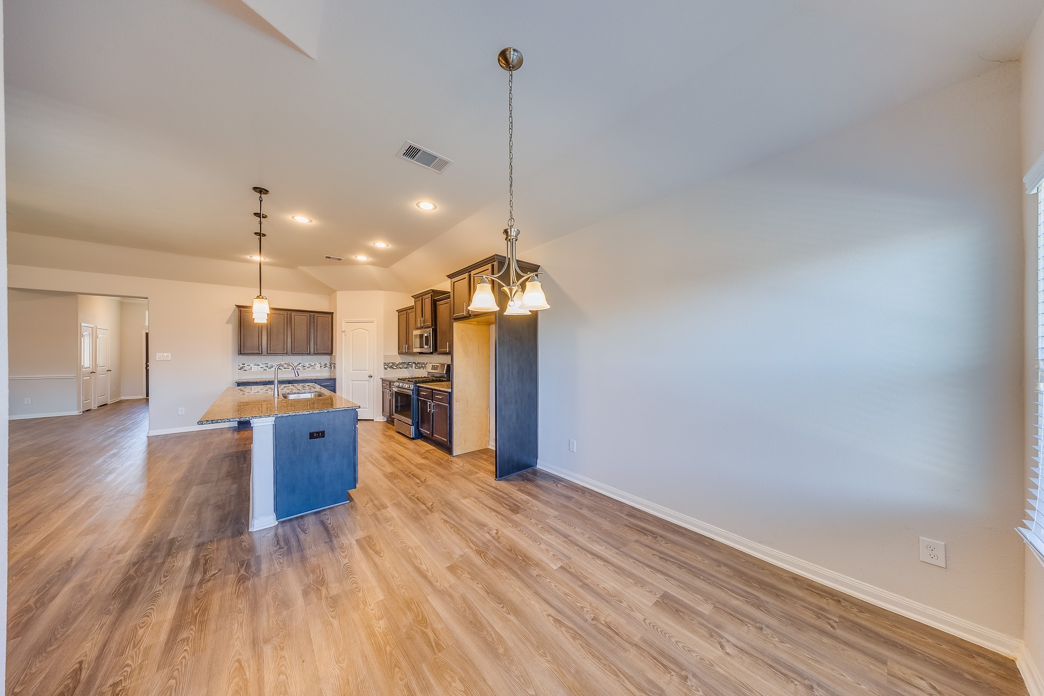 1704 Cindy Lane Conroe, TX 77304 - Photo 30 of 49